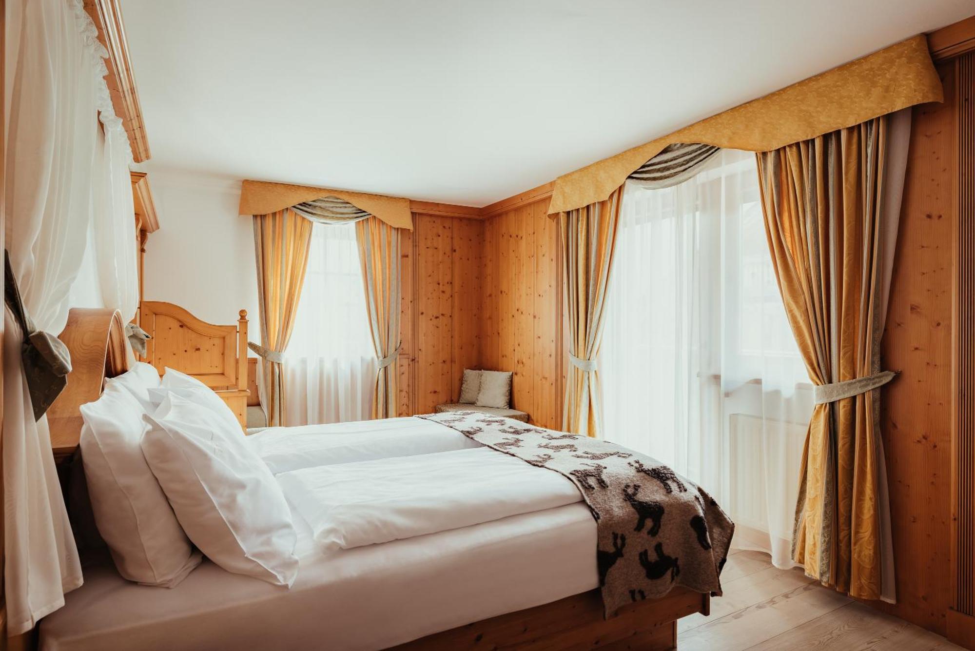 Hotel Alpenrose Arabba Ngoại thất bức ảnh